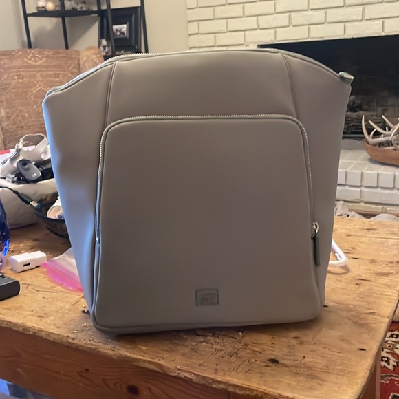 Freshly Picked Diaper Bag - Picture 2 of 3